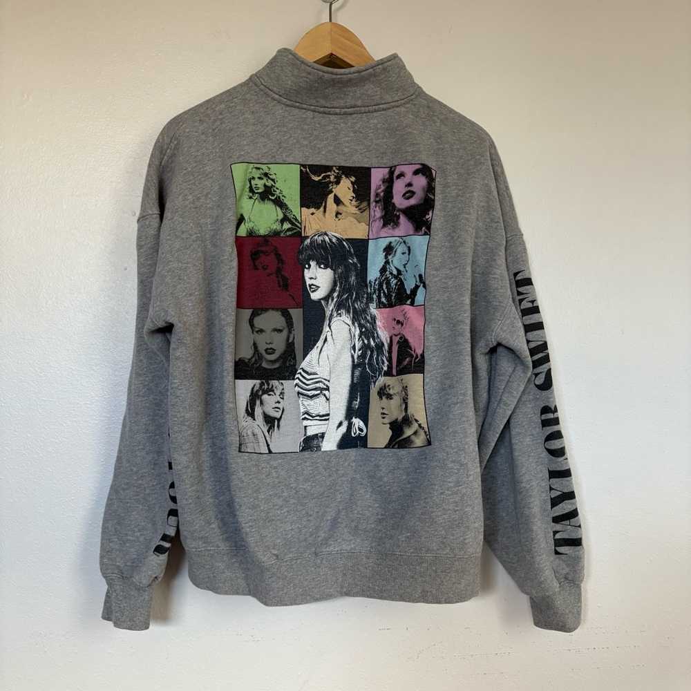 Taylor‎ Swift Eras Tour Gray Quarter Zip Pullover Sweatshirt Size Medium